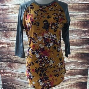 3/$20 LuLaRoe Randy Tee Minnie Mouse